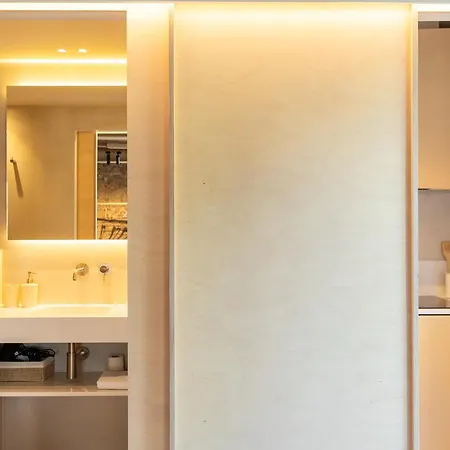 Deco Barcelona-born St. Apartment *