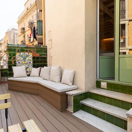 Deco Barcelona-born St. Apartment