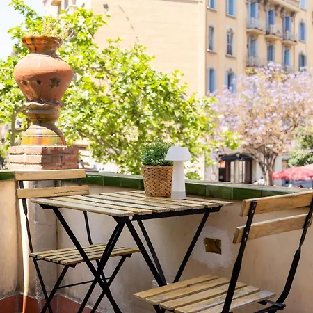 Deco Barcelona-born St. バルセロナ