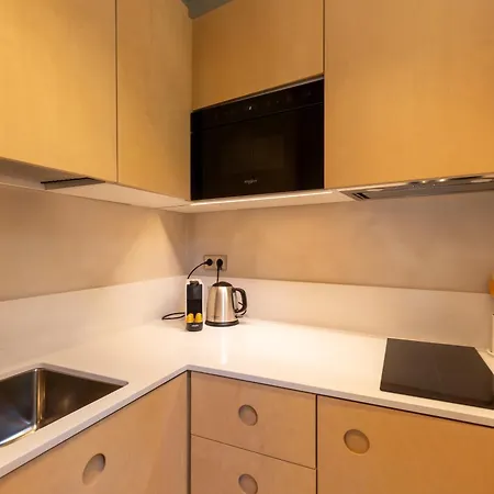 Deco Barcelona-born St. * バルセロナ